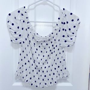 Liz Banks scrunch, stretch top